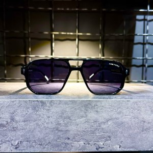 عینک برند TOM FORD فریم مشکی براق / شیشه دودی کد 3503
