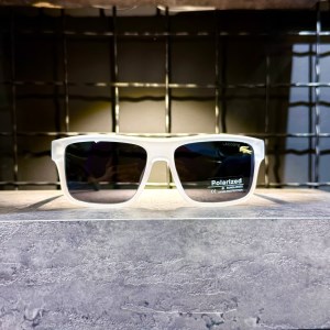 عینک LACOSTE فریم سفید / شیشه دودی کد L679