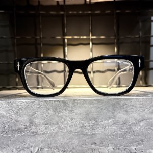 عینک برند OFF WHITE فریم مشکی براق / شیشه سفید کد ZN3865