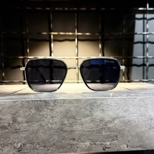عینک برند POLICE فریم مشکی مات سیلور / شیشه دودی کد C304