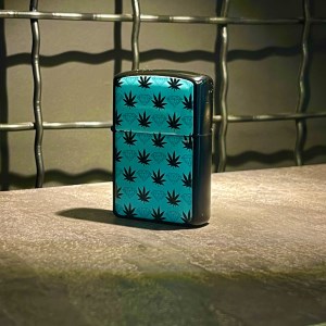 فندک بنزینی زیپو طرح MARIJUANA کد16993