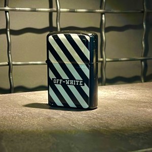 فندک بنزینی زیپو طرح OFF-WHITE کد16997