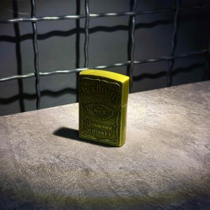 فندک گازی شعله معمولی طرح JACKDANIELS رنگ طلایی کد 17051