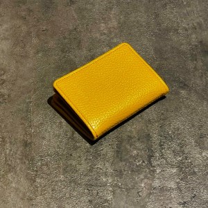 کیف کارت چرم طبیعی مدل فلوتر رنگ زرد کد 17399