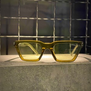 عینک GUCCI فریم کائوچویی زیتونی / شیشه سبز کد ZN3800