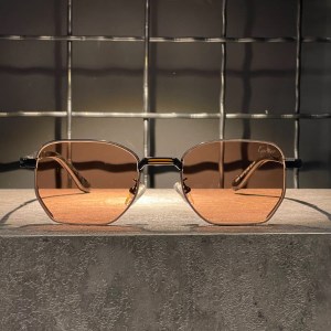 عینک CARTIER فریم فلزی مشکی / شیشه نارنجی کد 2684