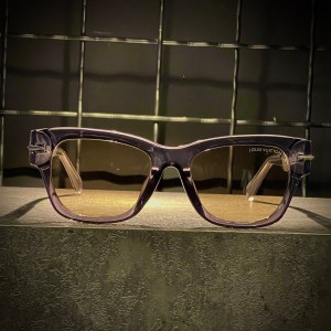 عینک LV فریم کائوچویی بنفش / شیشه عسلی کد 9862