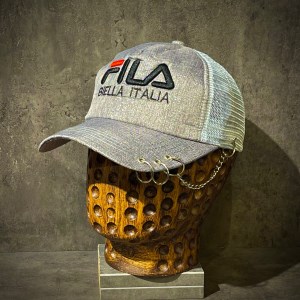 کلاه نقاب دار پیرسینگ دار پشت توری مدل FILA رنگ طوسی