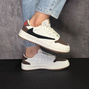 کتونی جردن تراویس برند NIKE