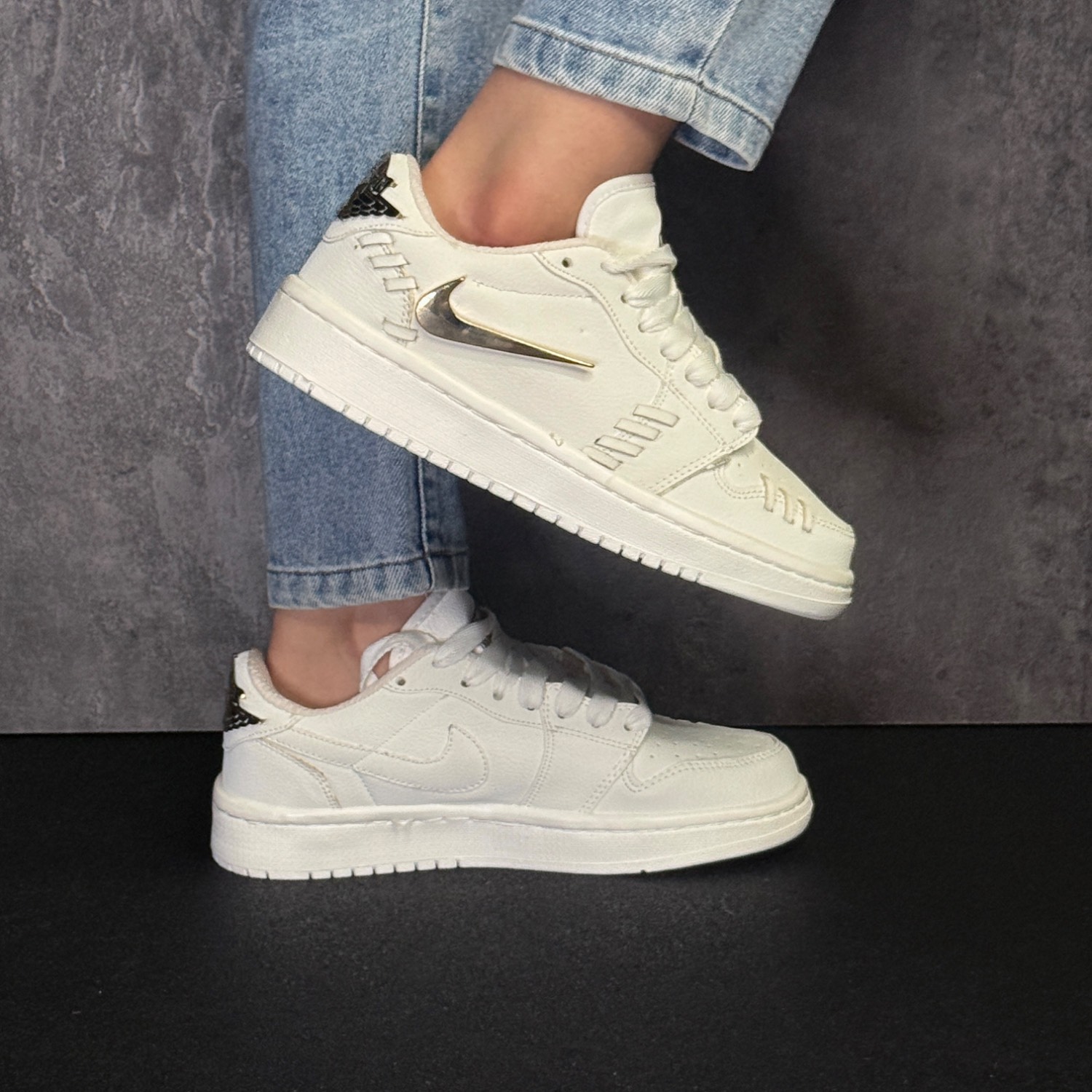 کتونی NIKE