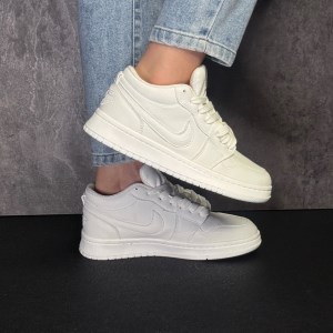 کتونی جردن ایرفورس برند NIKE رنگ تمام سفید سایز 38