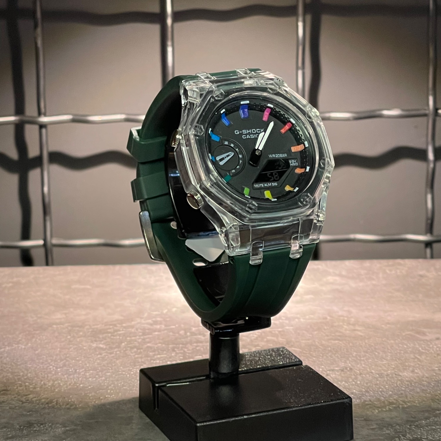 ساعت GSHOCK بند سیلیکونی سبز صفحه شیشه ای مشکی